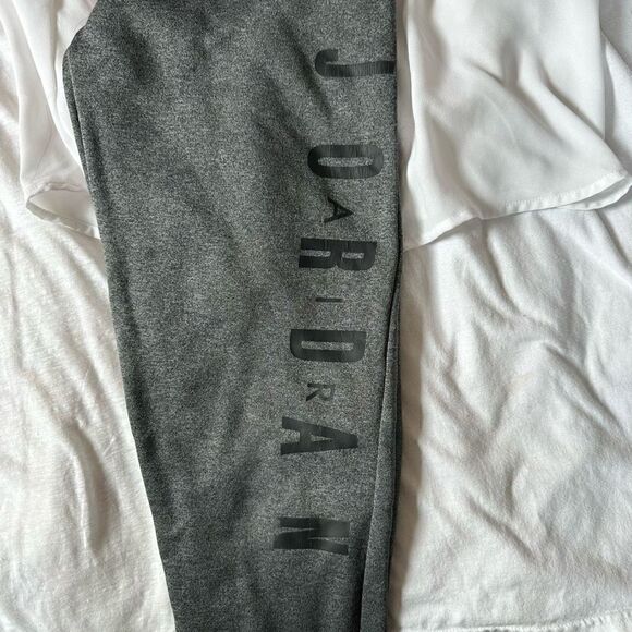 Jordan boys sports pants size L - Picture 3 of 3